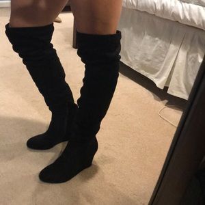 Chinese laundry OTK suede boots- GREAT condition